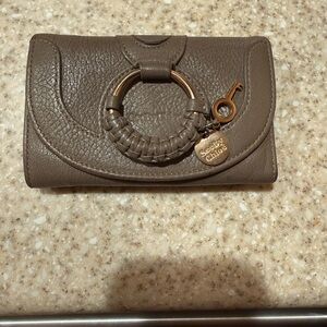 See by Chloé Small Leather Wallet with Ring Detail - Taupe